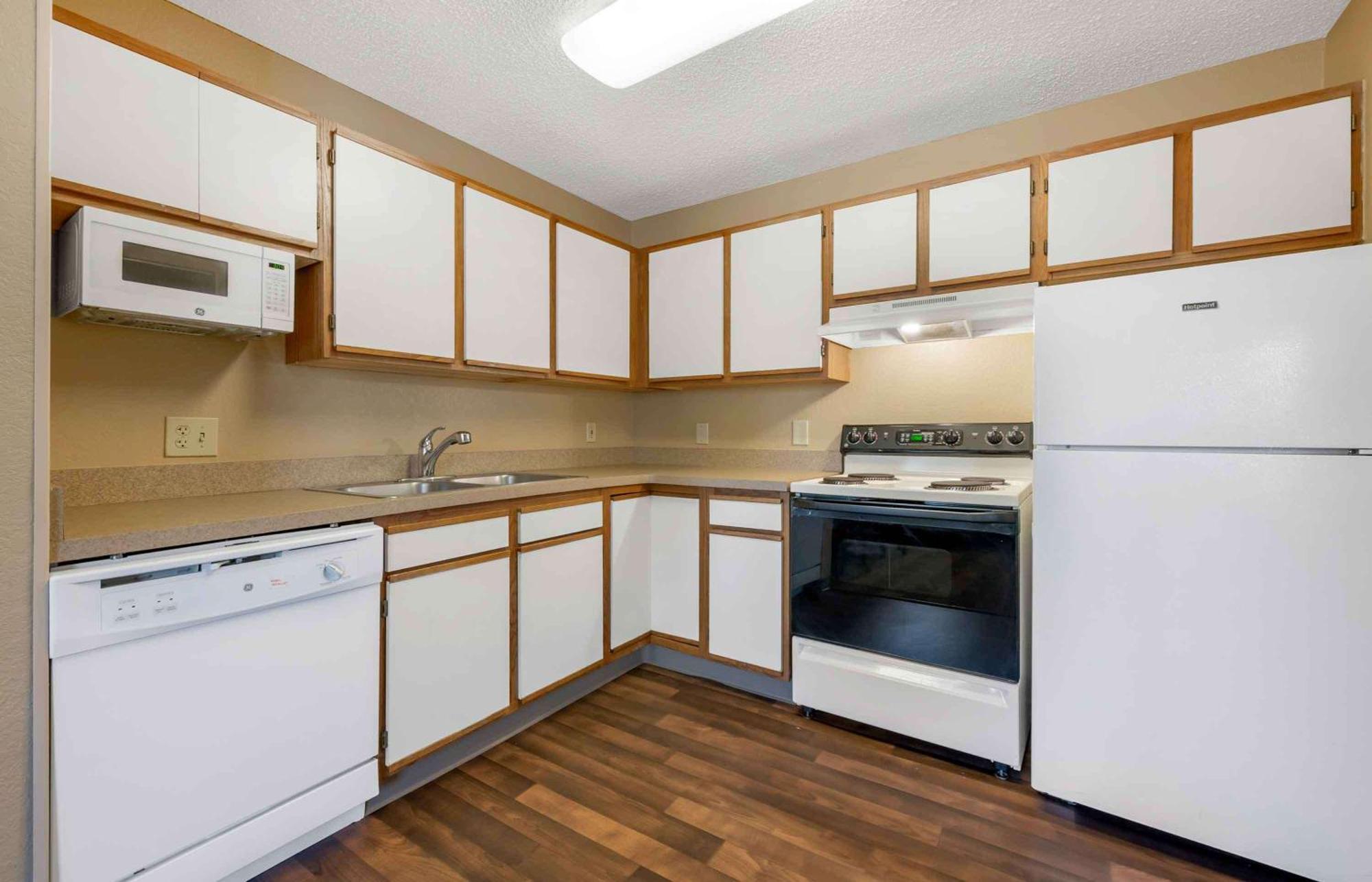 Extended Stay America Select Suites - Jacksonville Salisbury Rd Southpoint Екстериор снимка